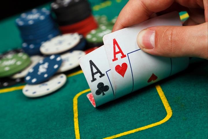 So sánh về chiến thuật 1-3-2-6 và 1-3-2-4 trong Baccarat - OK88 - uvano.org